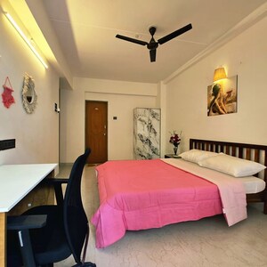 Bedroom in  Pg at Jalvayu Vihar – for Rent