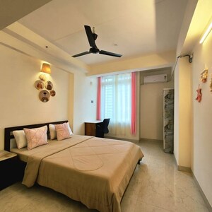 Bedroom in  Pg at Jalvayu Vihar – for Rent
