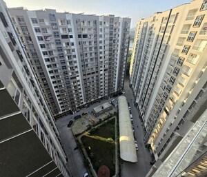  Pg – Exterior View View at Jalvayu Vihar - for Rent