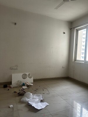 Room in 3 BHK Apartment at Nimbus The Golden Palm, Sector 168 – for Rent