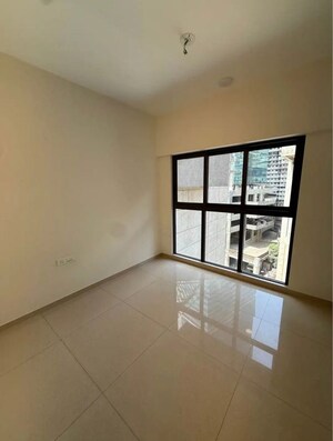 Room in 2 BHK Apartment at The Baya Central, Lower Parel – for Rent