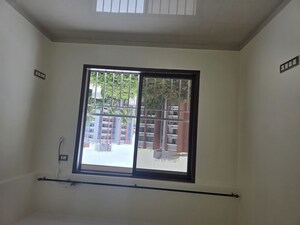 Room in 2 BHK Apartment at  Rushi The Kollage Andheri, Andheri East – for Rent