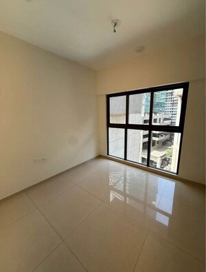 Room in 2 BHK Apartment at The Baya Central, Lower Parel – for Rent