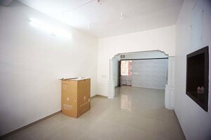 Room in 2 BHK Apartment at Ellisbridge – for Sale