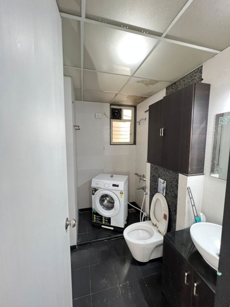 Bathroom, ganga-arcadia 2 Bedroom 840 Sq.Ft. Apartment In Kharadi Pune 10482505