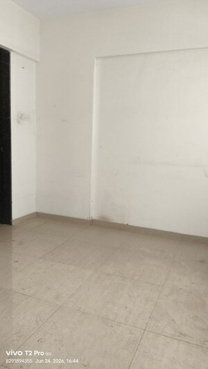 Room in 2 BHK Apartment at Sanskruti Lifespaces Jardin, Mahalunge – for Rent