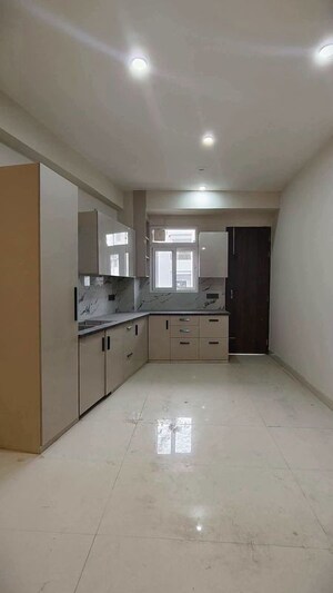 Kitchen in 3 BHK Apartment at Ireo Victory Valley, Sector 67 – for Rent