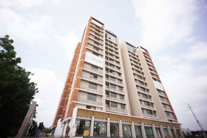 4 BHK Apartment – Exterior View View at Ellisbridge - for Sale