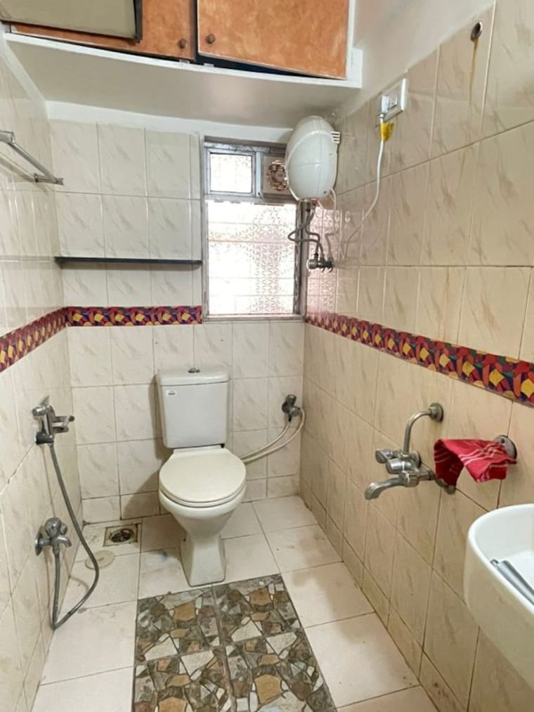 Bathroom, greenfields-apartments 2 Bedroom 1000 Sq.Ft. Apartment In Santacruz East Mumbai 10482543
