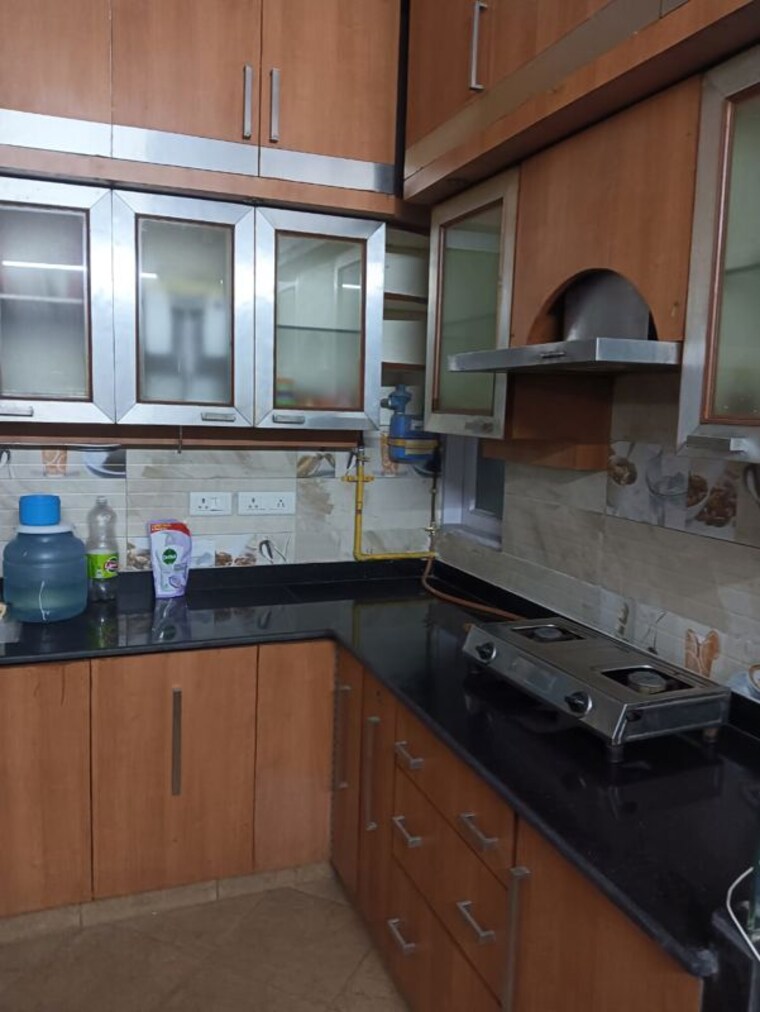 Kitchen, dayanand colony 2 Bedroom 900 Sq.Ft. Builder Floor In Dayanand Colony Delhi 10482560