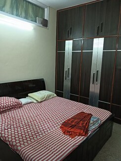 2 BHK Builder Floor For Rent in Dayanand Colony