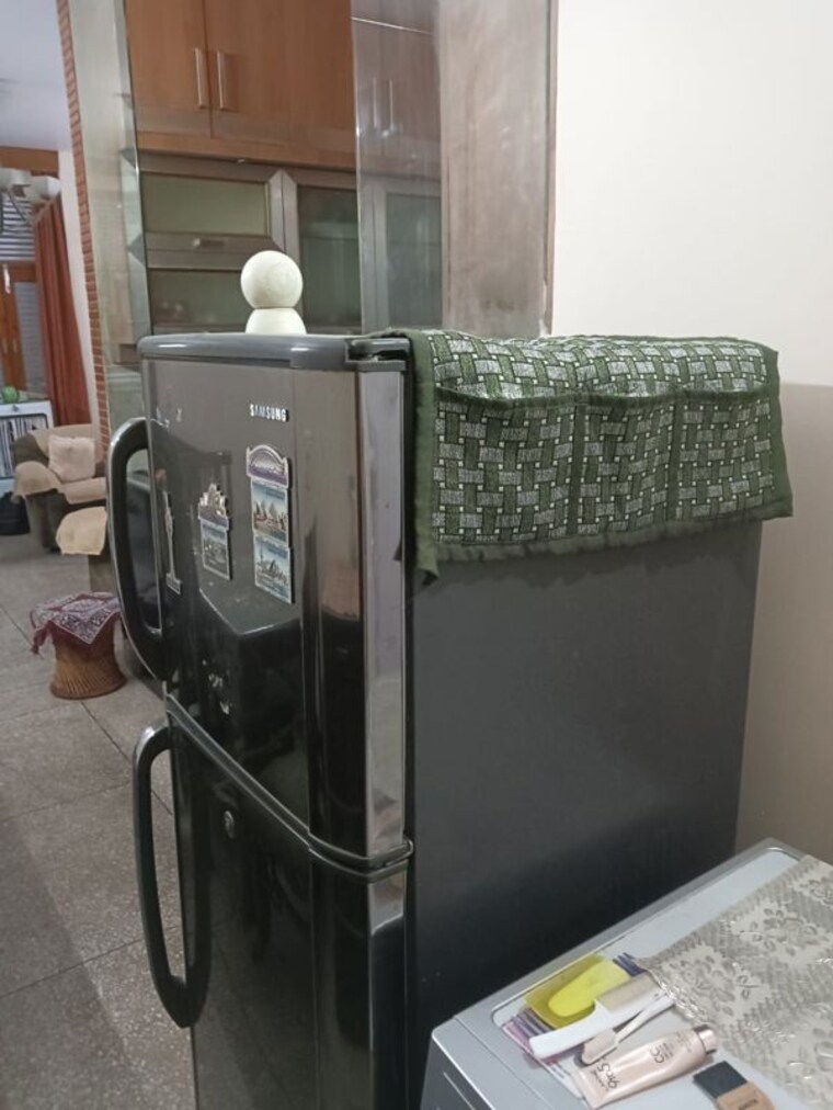 Kitchen, dayanand colony 2 Bedroom 900 Sq.Ft. Builder Floor In Dayanand Colony Delhi 10482560