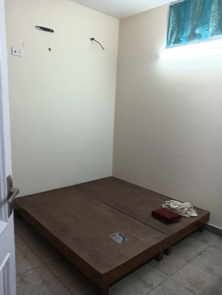 Room, dayanand colony 2 Bedroom 900 Sq.Ft. Builder Floor In Dayanand Colony Delhi 10482560