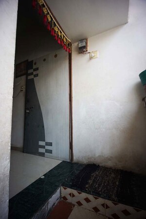 Room in 4 BHK Independent House at Ellisbridge – for Sale