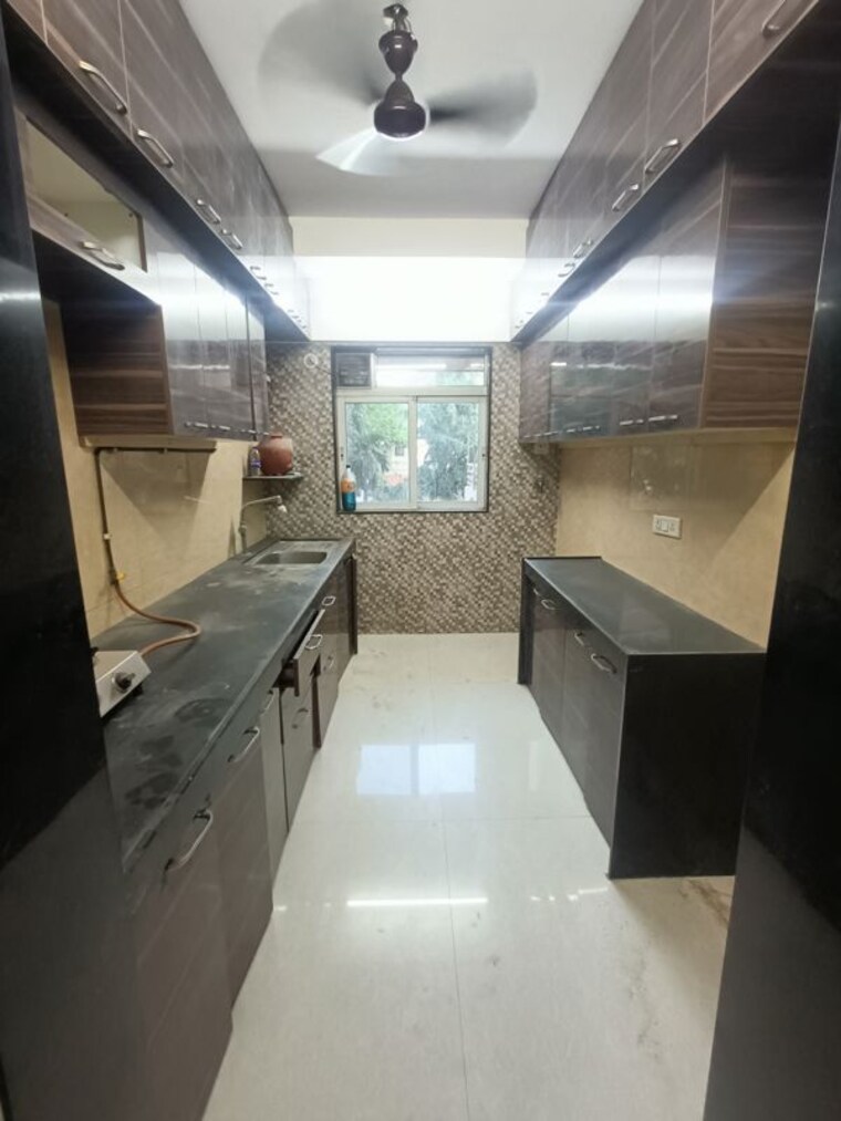 Kitchen, kabra-aurum 2 Bedroom 700 Sq.Ft. Apartment In Goregaon West Mumbai 10482572