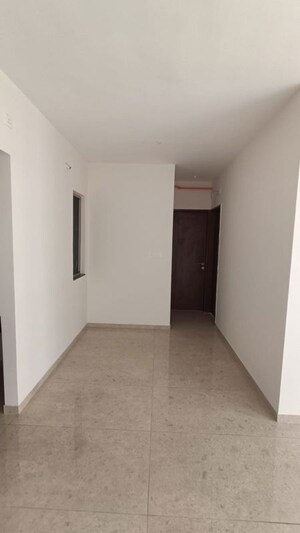 Room in 3 BHK Apartment at Yashwin Orizzonte, Kharadi – for Rent