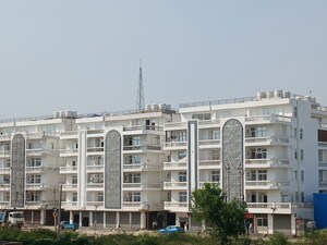 2 BHK Builder Floor – Exterior View View at Sector 1 Greater Noida - for Sale
