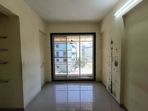 Room in 2 BHK Apartment at Dombivli East – for Rent