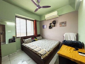 Bedroom in 3 BHK Apartment at Ellisbridge – for Sale