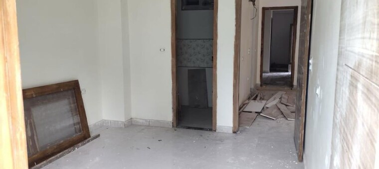 Room, sector 100 3 Bedroom 162 Sq.Mt. Independent House In Sector 100 Noida 10482646