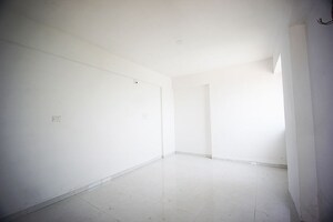 Room in 3 BHK Penthouse at Ellisbridge – for Sale