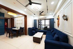 Team Area in 3 BHK Apartment at Ellisbridge – for Sale