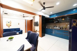 Team Area in 3 BHK Apartment at Ellisbridge – for Sale