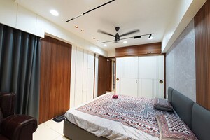 Bedroom in 3 BHK Apartment at Ellisbridge – for Sale