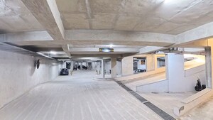 Parking in 3 BHK Apartment at Ellisbridge – for Sale