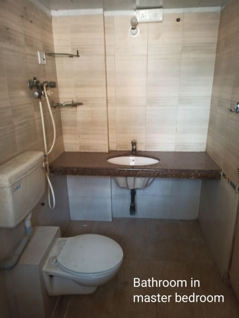Bathroom, mhada-layout-charkop 2 Bedroom 700 Sq.Ft. Apartment In Charkop   Sector 8 Mumbai 10482652