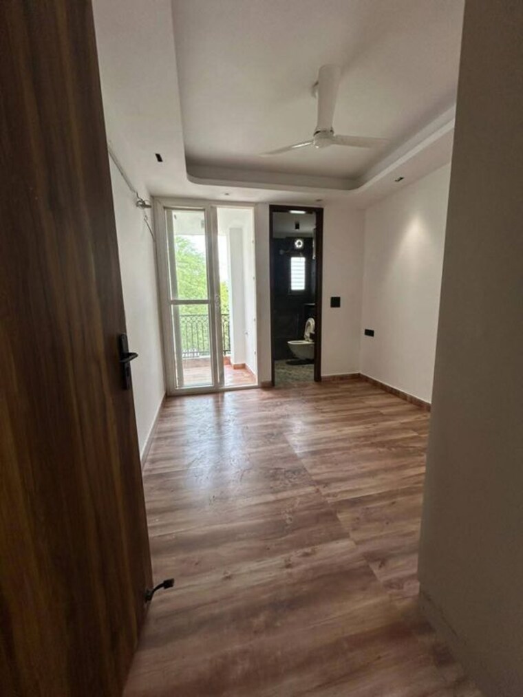 Room, saket 1 Bedroom 400 Sq.Ft. Apartment In Saket Delhi 10482664