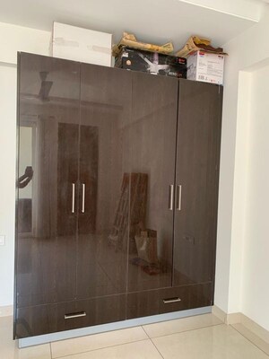 Furnished Amenities in 4 BHK Apartment at Exotic Grandeur, Baltana – for Rent
