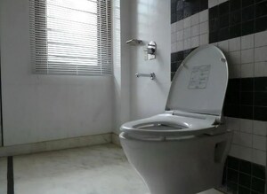 Bathroom in 6+ BHK Independent House at Sector 47 – for Rent