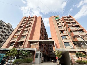 2 BHK Apartment – Exterior View View at Ellisbridge - for Sale