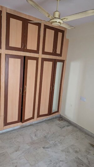 Room in 2 BHK Apartment at Secunderabad – for Rent