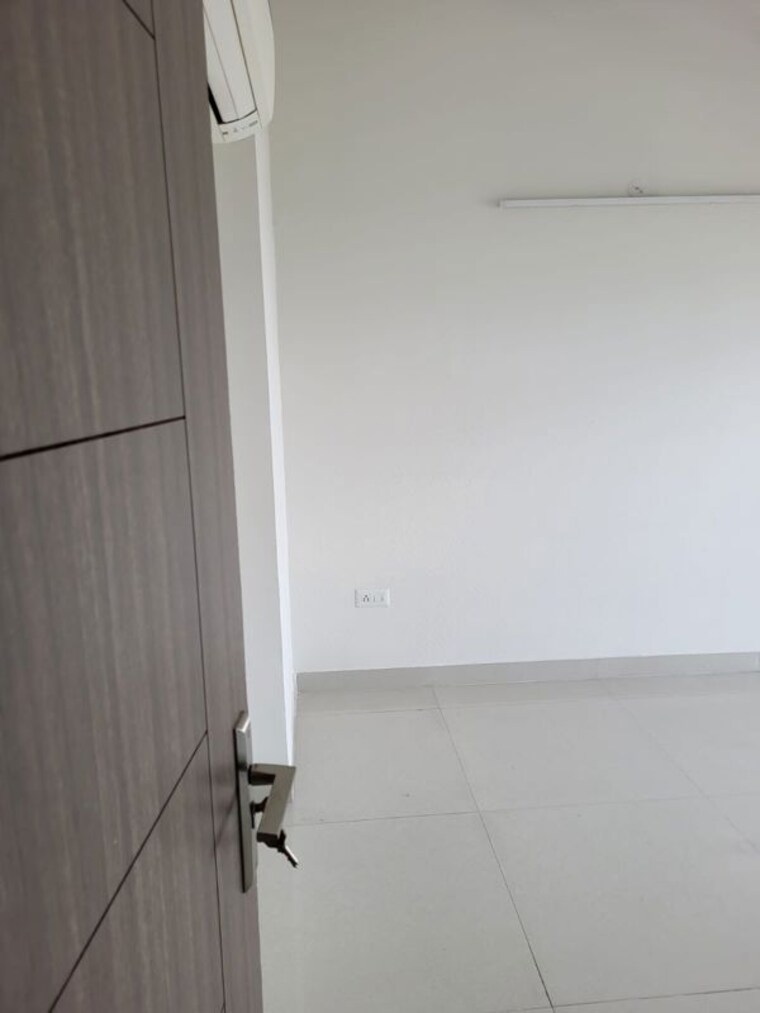 Room, parx-laureate 4 Bedroom 3300 Sq.Ft. Apartment In Sector 108 Noida 10482683