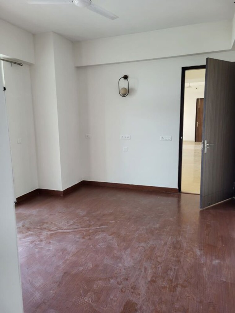 Room, parx-laureate 4 Bedroom 3300 Sq.Ft. Apartment In Sector 108 Noida 10482683