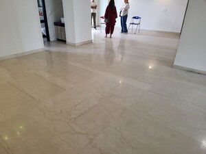 Room in 4 BHK Apartment at Parx Laureate, Sector 108 – for Rent