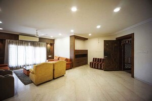 Living Room in 6 BHK Apartment at Ellisbridge – for Sale