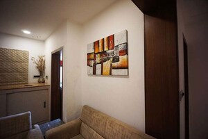Living Room in 6 BHK Apartment at Ellisbridge – for Sale