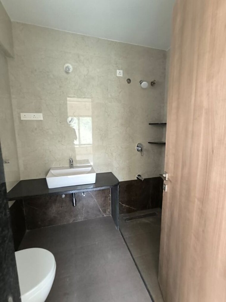 Bathroom, aundh 3 Bedroom 1863 Sq.Ft. Apartment In Aundh Pune 10482695