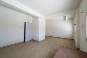 Room in 4 BHK Penthouse at Ellisbridge – for Sale