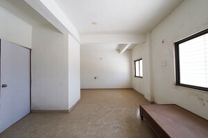 Room in 4 BHK Penthouse at Ellisbridge – for Sale