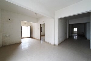 Room in 4 BHK Penthouse at Ellisbridge – for Sale