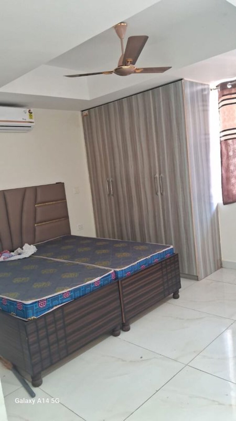 Bedroom, preet colony 3 Bedroom 1450 Sq.Ft. Apartment In Preet Colony Zirakpur 10454941