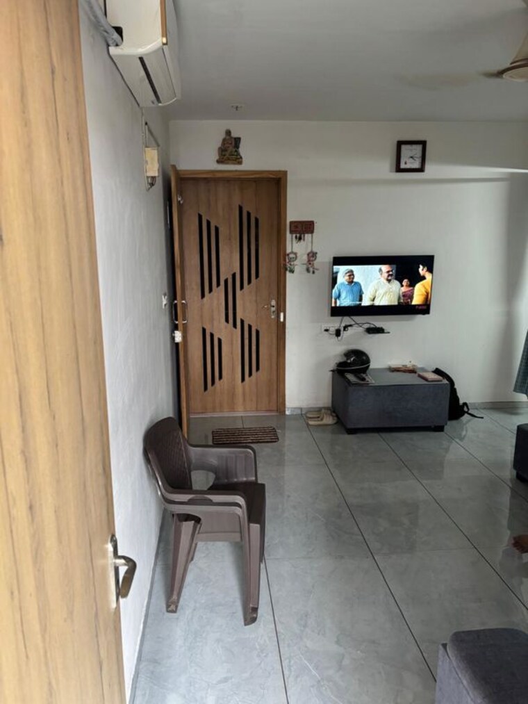 Team Area, udhana 2 Bedroom 1200 Sq.Ft. Apartment In Udhana Surat 10482735