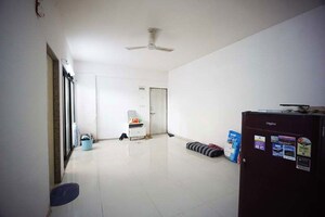Team Area in 3 BHK Apartment at Ellisbridge – for Sale