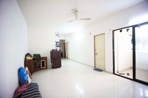 Living Room in 3 BHK Apartment at Ellisbridge – for Sale
