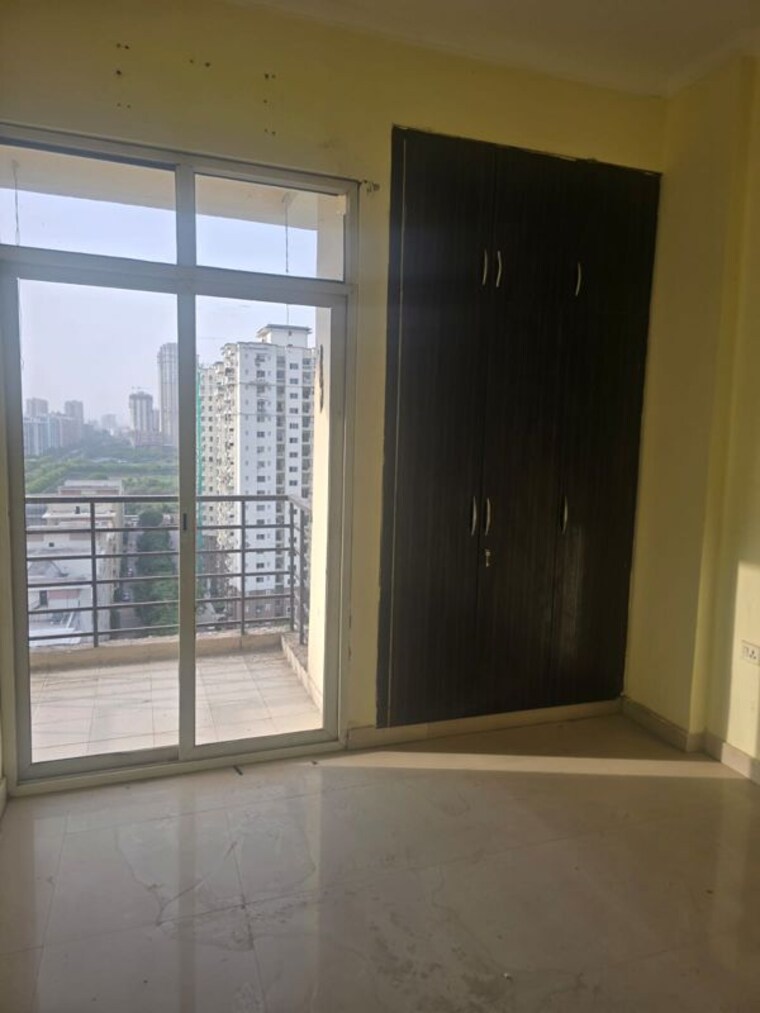 Room, nimbus-the-hyde-park 2.5 Bedroom 1150 Sq.Ft. Apartment In Sector 78 Noida 10482738