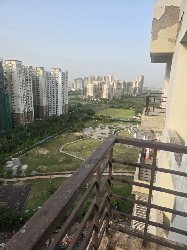 2.5 BHK + Pooja Room 1150 Sq.Ft. Apartment in Nimbus The Hyde park